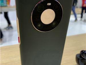 余承东晒Mate系列全家福：有用户支持，我们充满信心